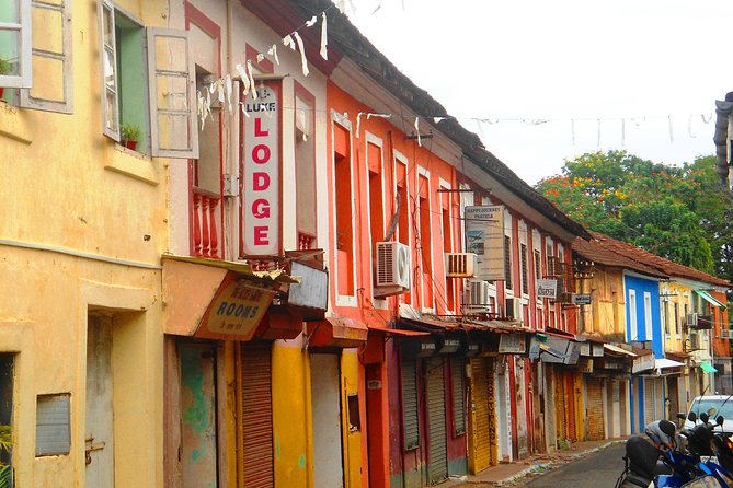 Explore Latin Colony In Goa by Walk - Starting Point in Panjim: Get Your Bearings Fast