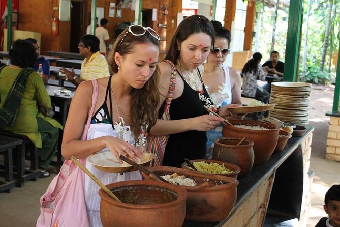 Full-Day Goa Shore Excursion Including Lunch at Spice Plantation - Fontainhas Heritage Walk in Panjim: Portuguese-Goan streets in one hour