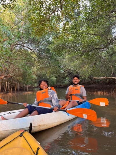 Goa: Backwater Kayaking Tour - The boat transfer: quick, useful, and not the main event