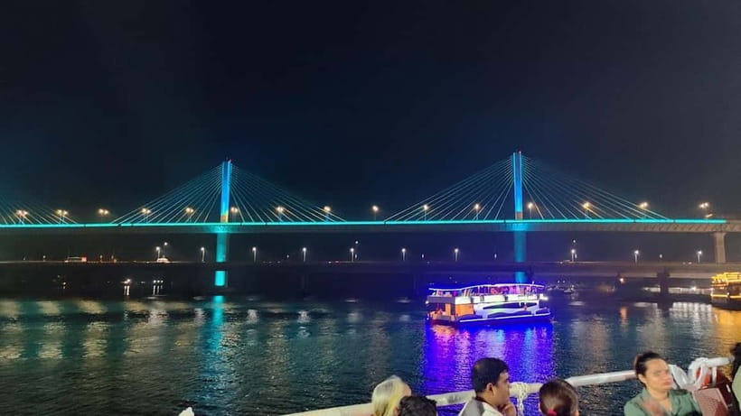 Goa: Floating Club Cruise with Transfers and Dinner - Sailing Views: Aguada Bay, Casinos, Atal Setu, and Night Water Glimpses