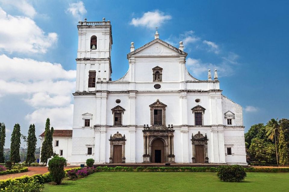 Goa: Old Goa Churches and Spiritual Walk - Church of St. Cajetan: the calm ending with views over the Mandovi and Divar Island