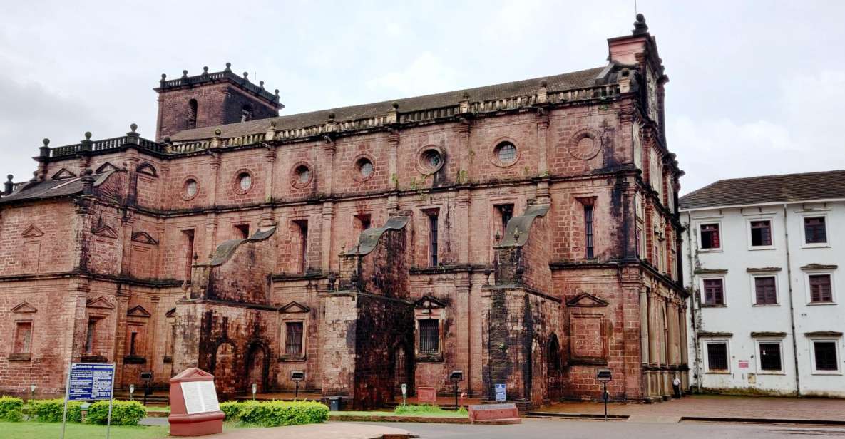 Goa: Private Full-Day Sightseeing Highlights Tour - Setting the Tone in Panaji, Then Sliding Into Portuguese Goa