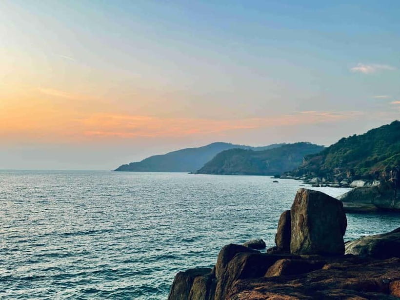 Goa: SIC North Goa Sightseeing Tour - Candolim to Calangute: From Local Shacks to High-Energy Beach Life