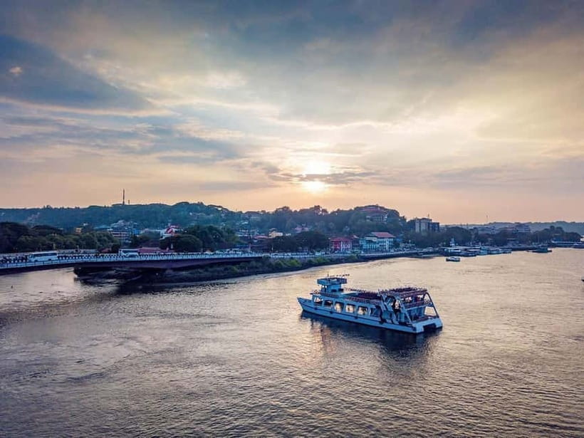 Goa: Sunset Cruise with Live Music, Dance and Cruise Sailing - The Sunset Sailing Window: When the River Views Peak