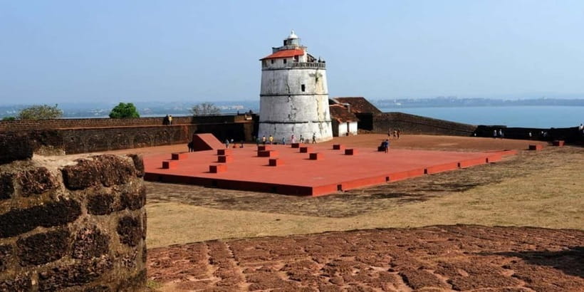 North Goa: Sightseeing Tour Sharing Coach - Food, Tickets, and What to Bring (Cash Is a Big Deal)